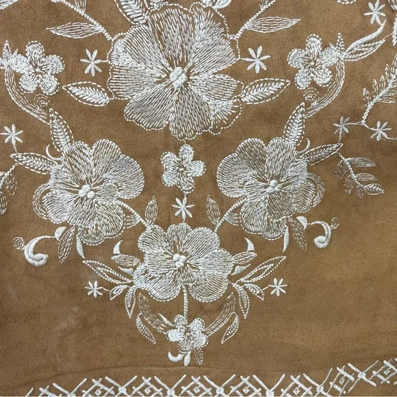 Savanna Jane Glory Days Embroidered Faux Suede Dress. Women’s size medium - Picture 4 of 11